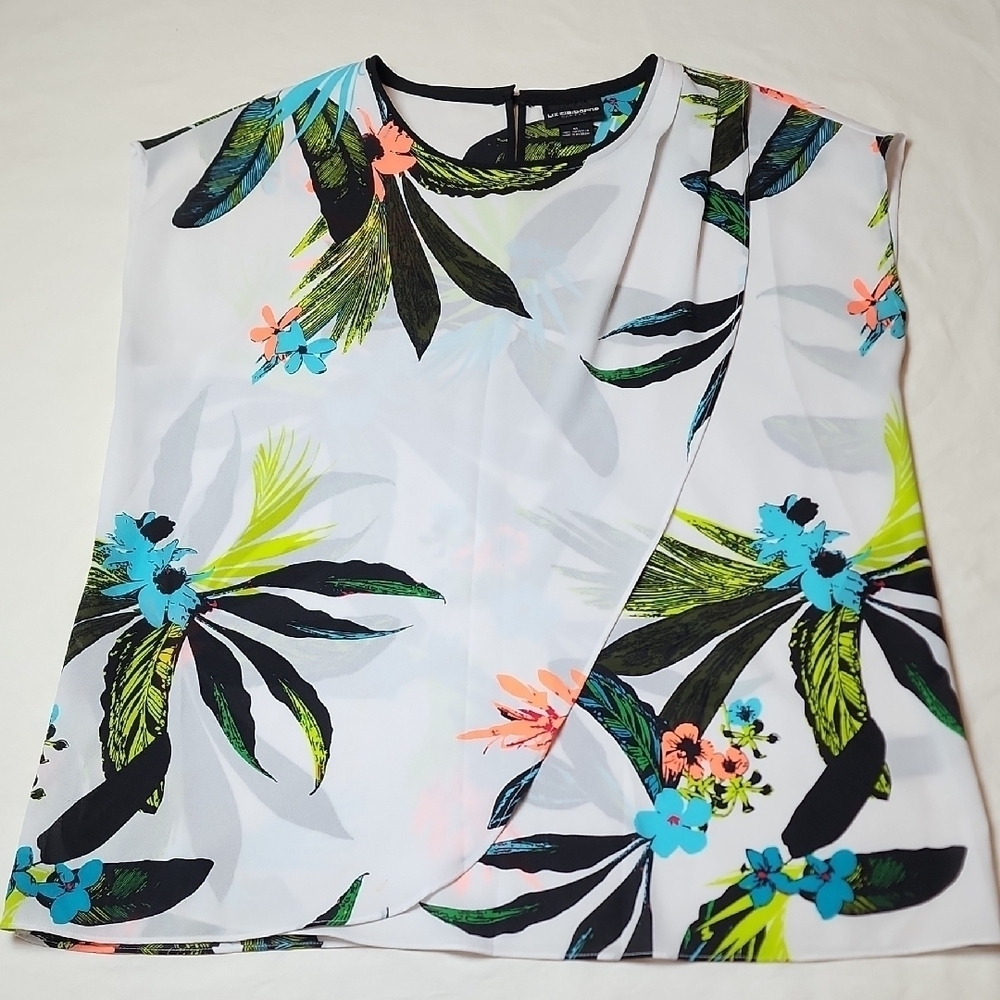 Liz Claiborne Career Size Medium Floral Print Women's Top Hawaiian Sheer